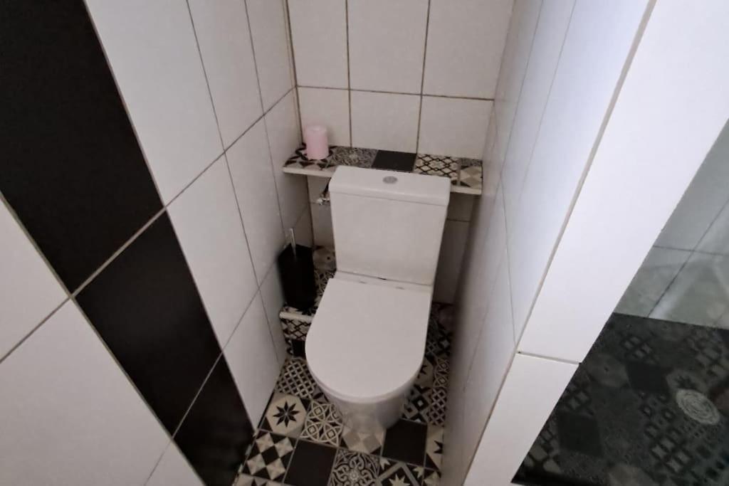 Agreable T2 Classe 3 Etoiles, Refait A Neuf, Dans Quartier Calme Rodez Eksteriør billede